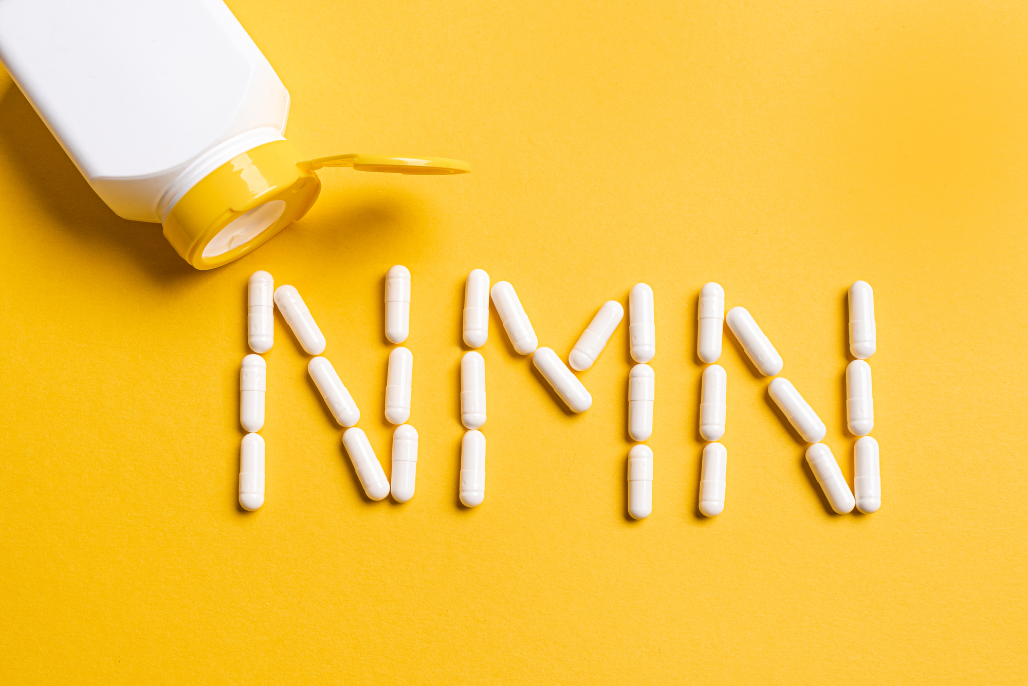 NMNはどのくらいで効果が出る？期間・摂取量・選び方を詳しく解説